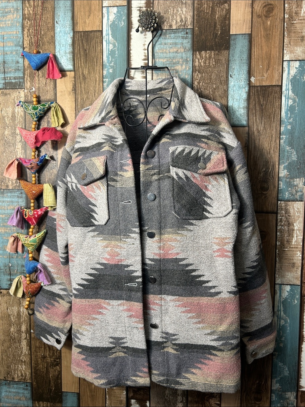 Aztec-Pattern Lightweight Shacket in Gray & Pink